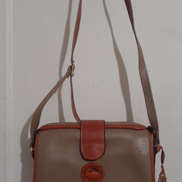 Tan Vintage Dooney and Burke Purse - Picture 9 of 9